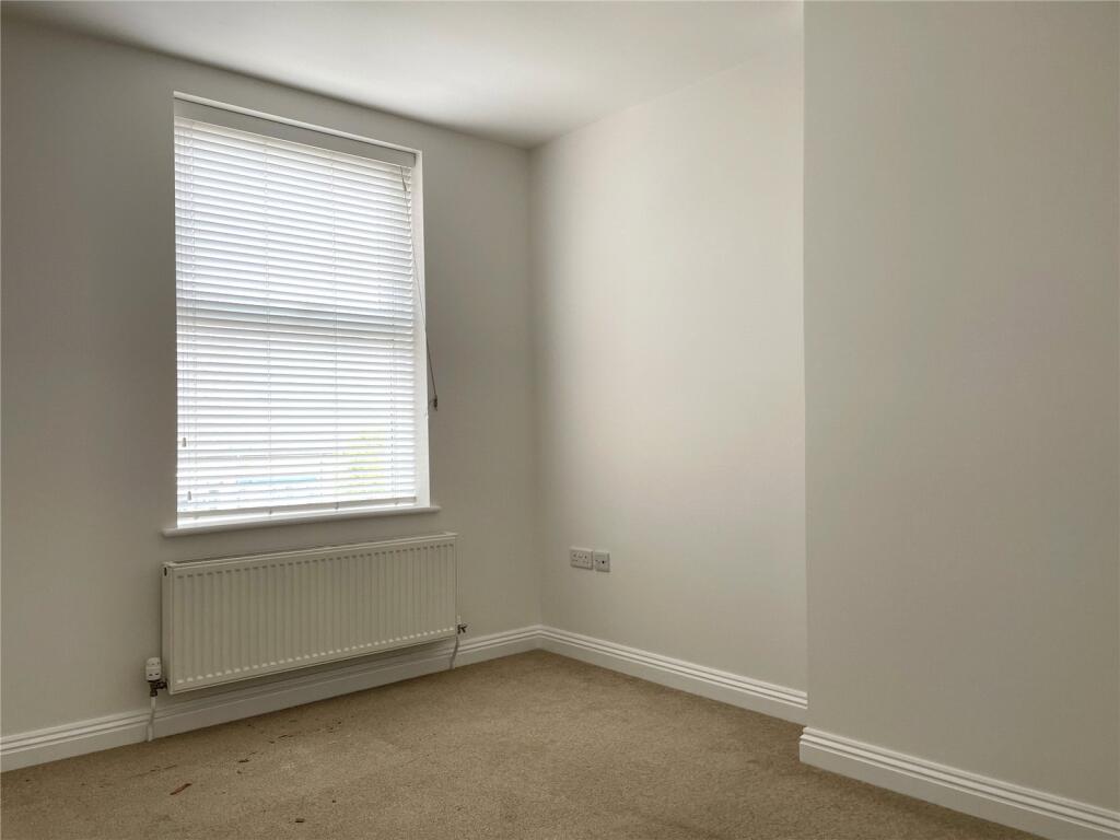 Apartment in Taunton - More