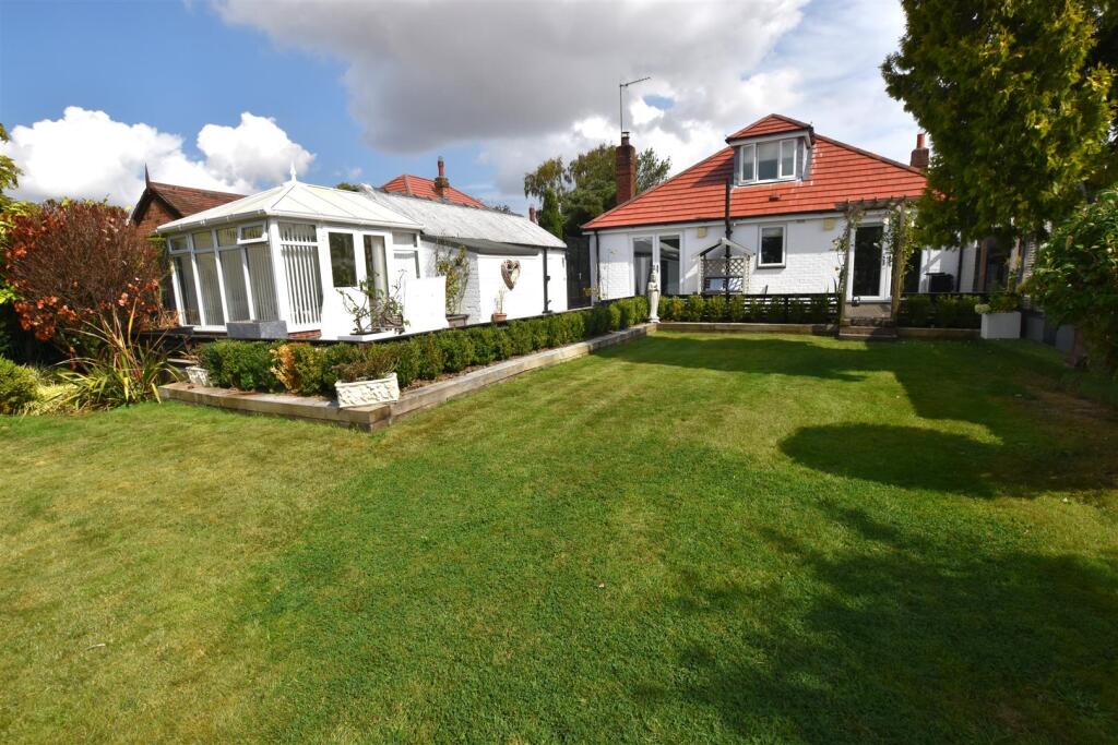 House in Hull - View 3