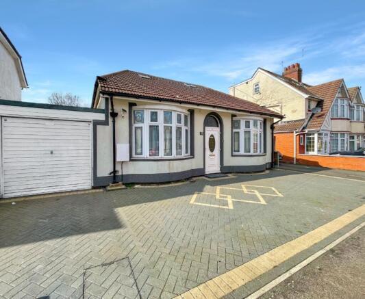 Main image of property: Arundel Road, Luton and Dunstable Borders, Luton, Bedfordshire, LU4 8DY