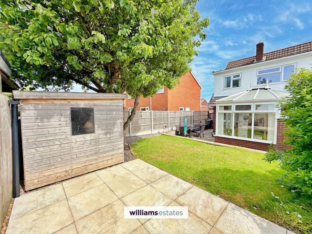 House in Denbigh - View 4