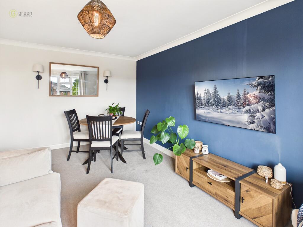 Apartment in Birmingham, Sutton Coldfield - More
