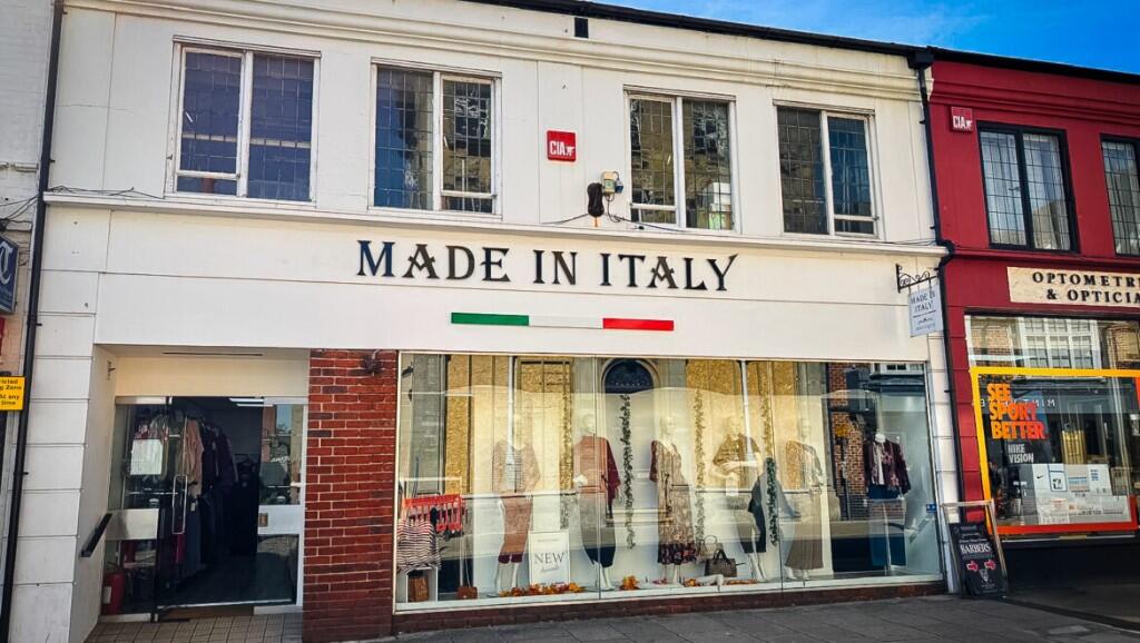 Main image of property: 4-5 Exchange Buildings, High Street, Petersfield