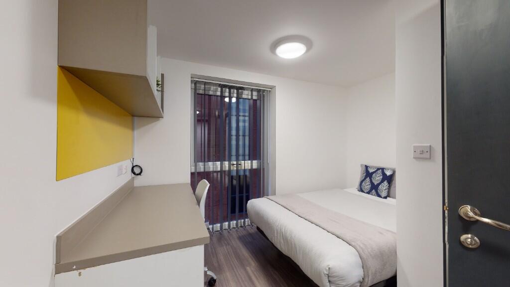 Main image of property: FO12 Chapel House, 21, 23 & 25 Chapel Street, Luton, Bedfordshire, LU1