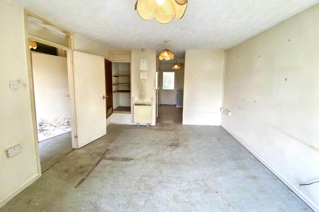 House in Kington Langley - View 5