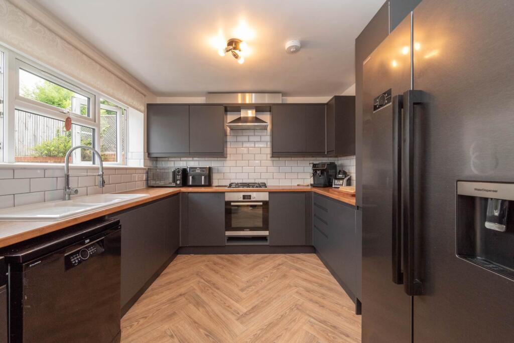 House in Canterbury, Stuppington, Thanington - More