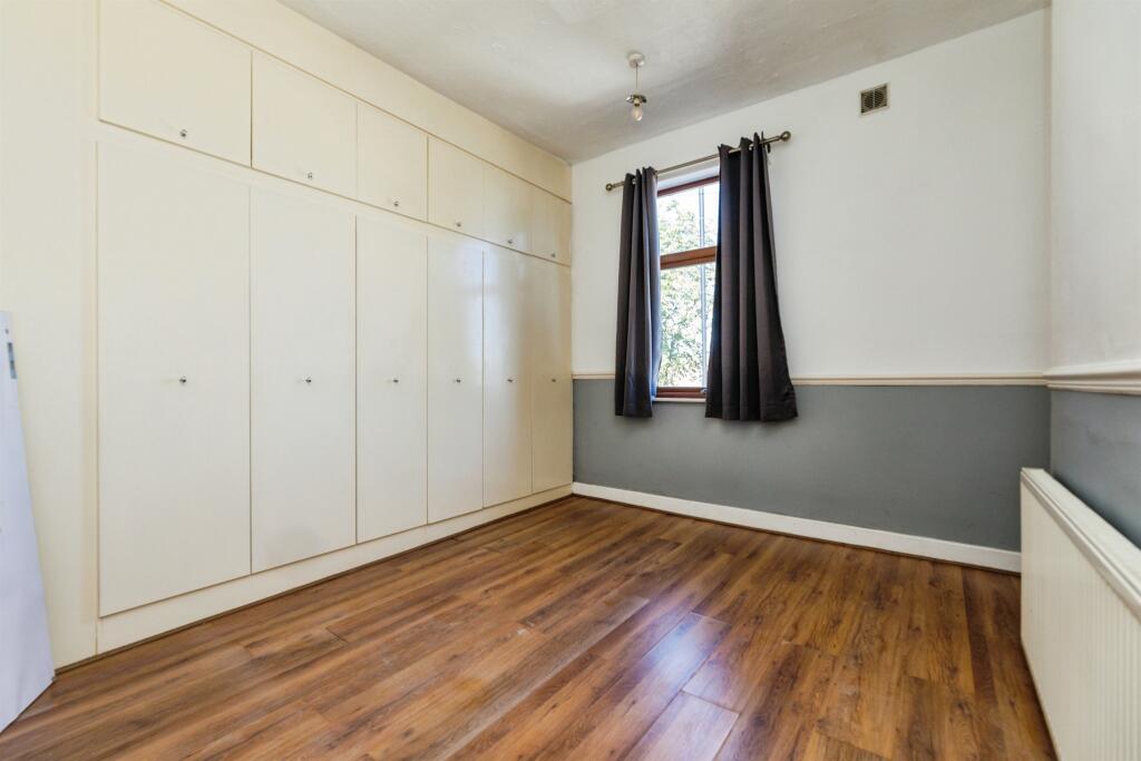 House in Rotherham, South Yorkshire - View 5
