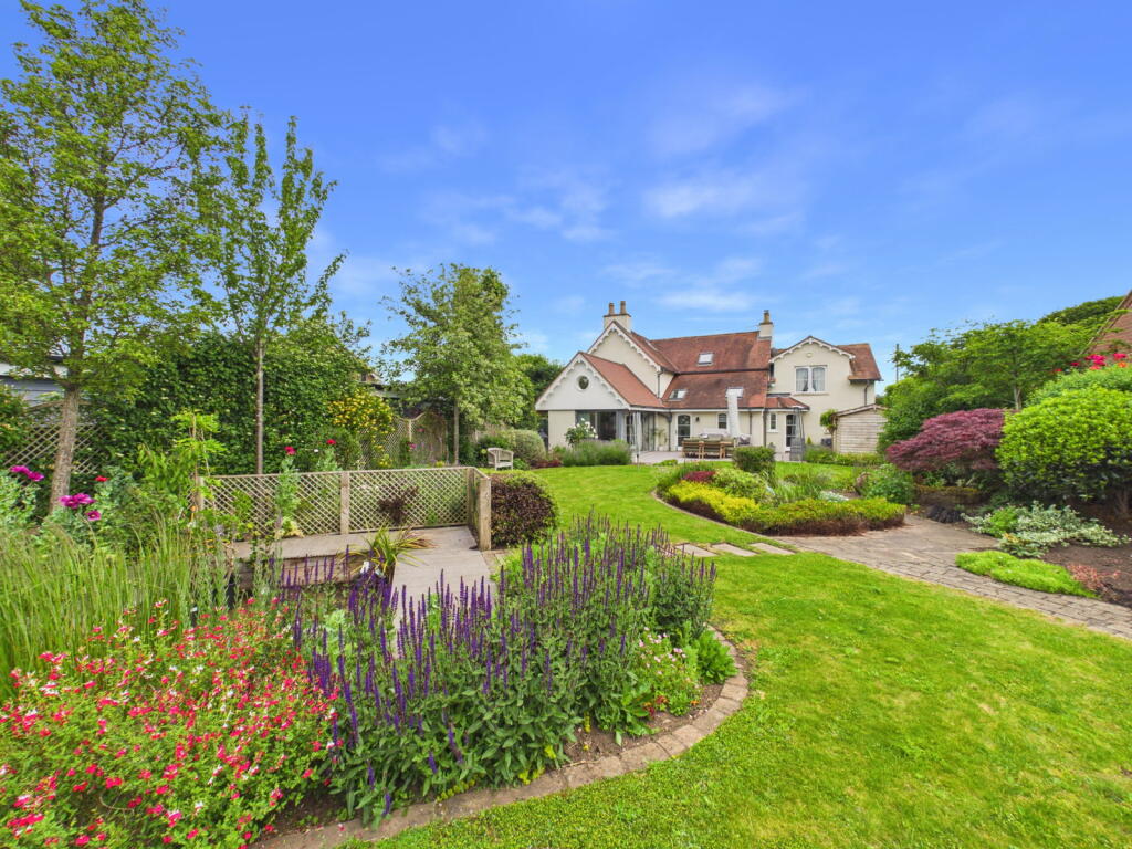 Main image of property: English Bicknor, Coleford