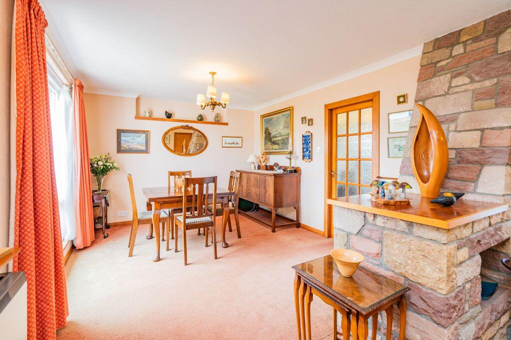 House in Edinburgh, East Lothian - More