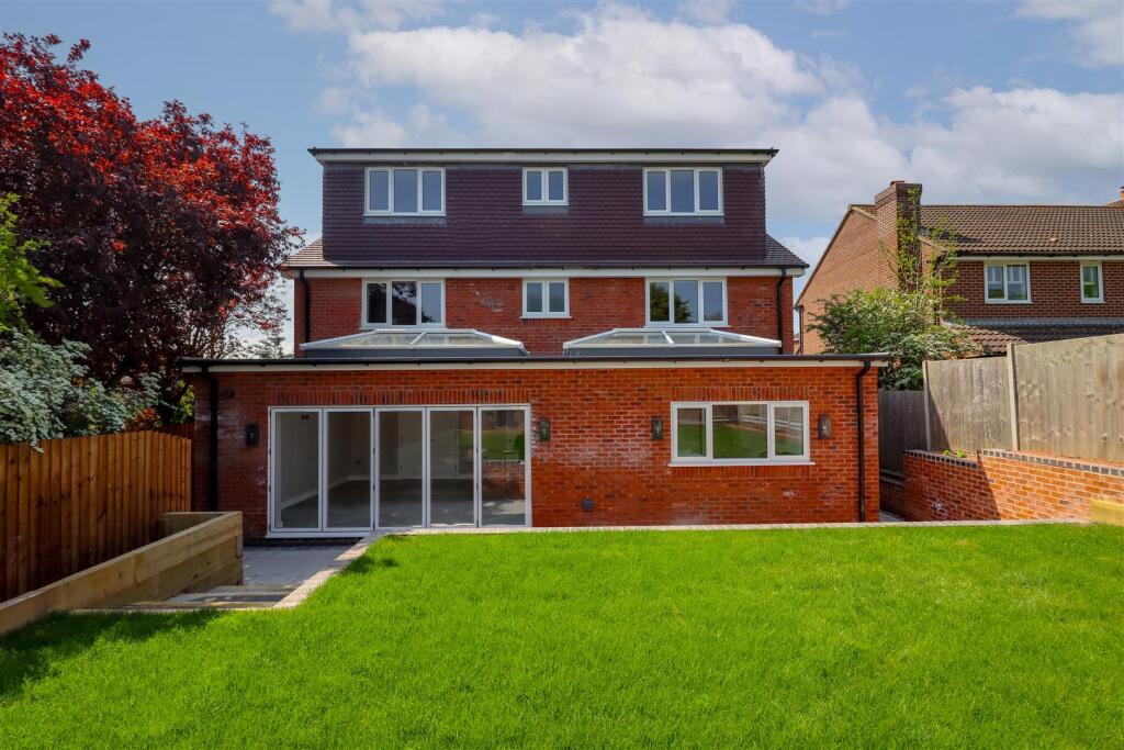 Property photo 8
