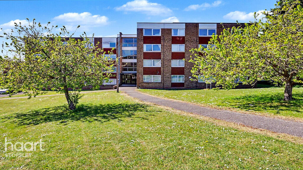 Main image of property: Handcross Road, Luton
