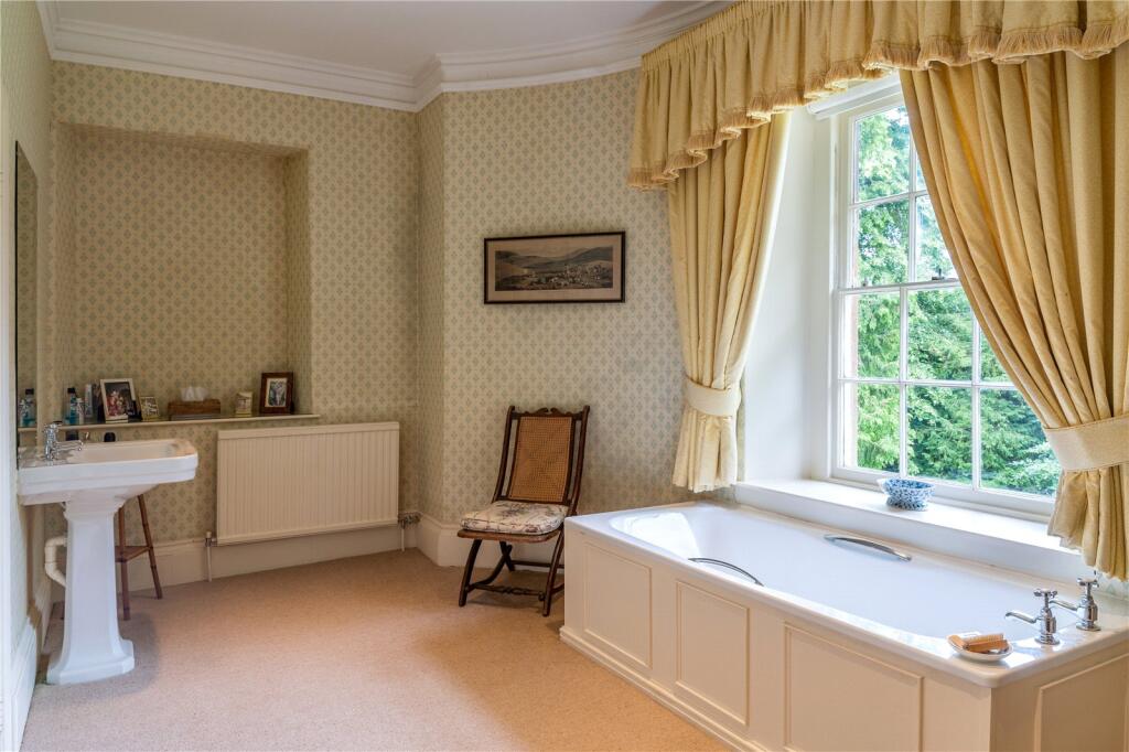 Additional image 11 of Coombe Hill, Bruton, Somerset, BA10