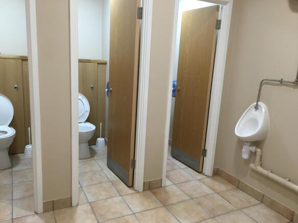 TOILETS AND SHOWERS