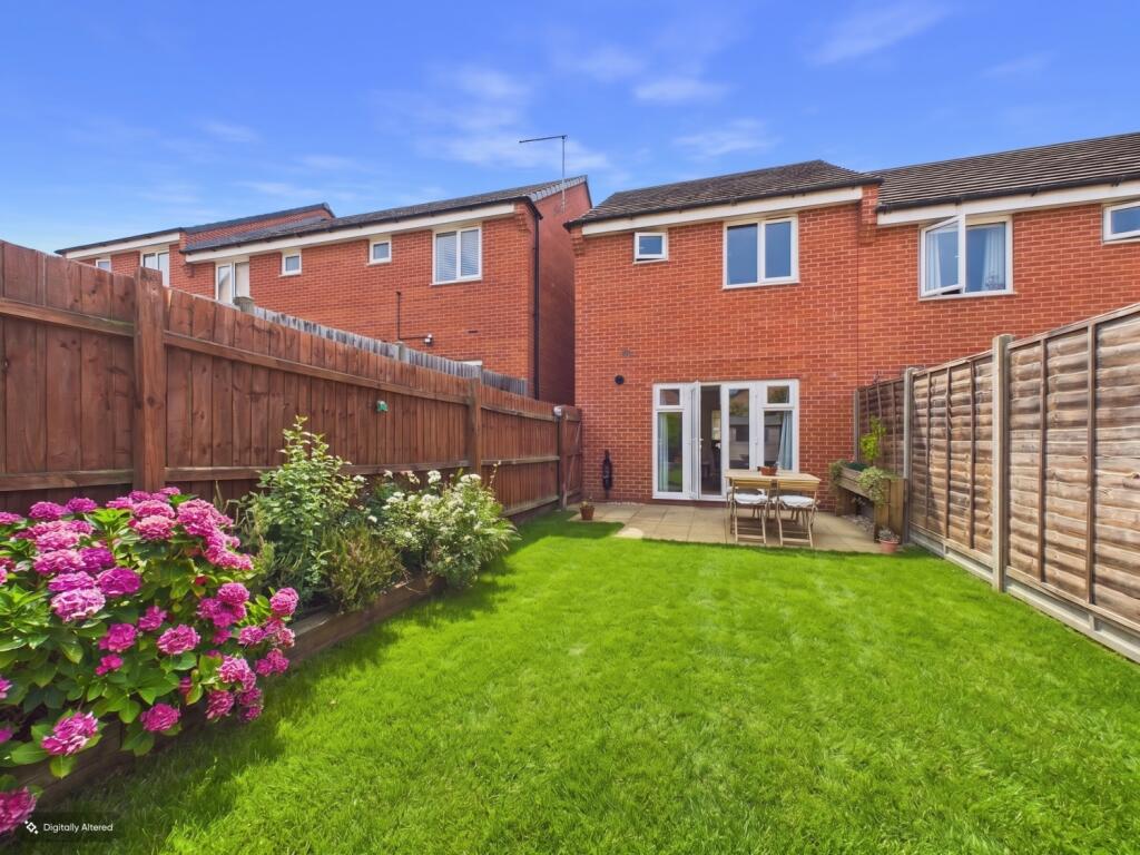 House in Northampton, Boughton - View 2