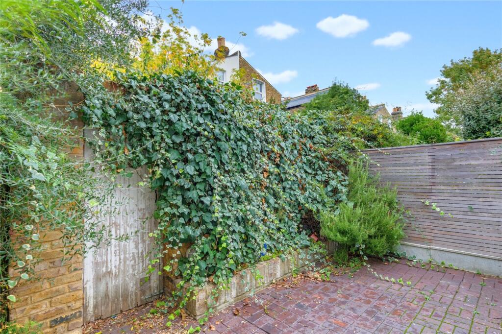 House in London - More