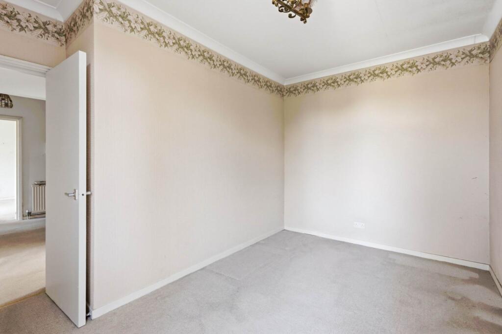 Apartment in London, Woodside Park - More