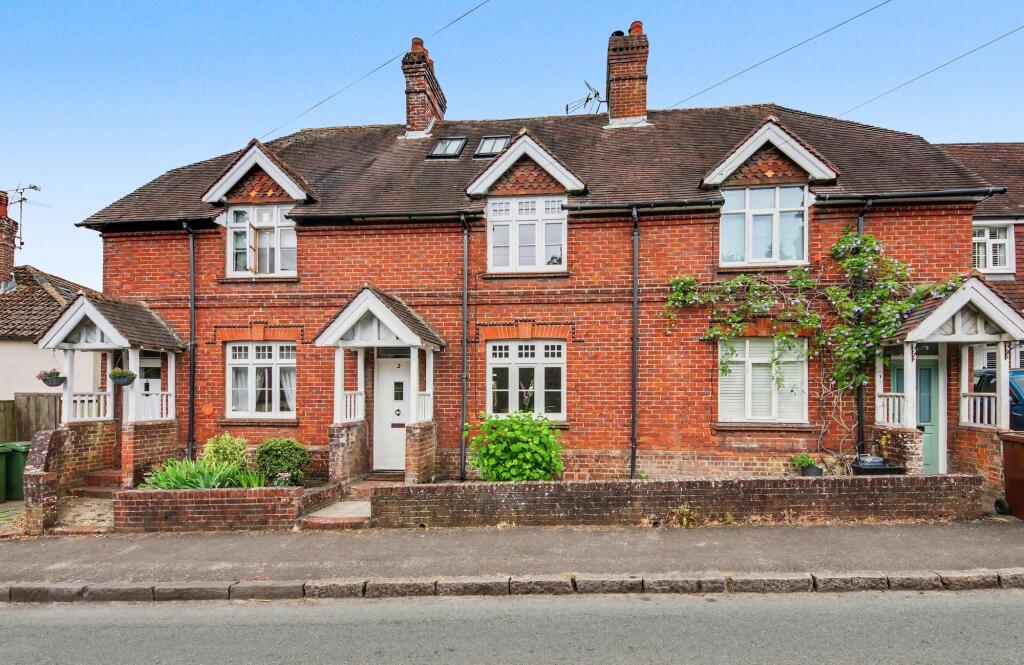 3-bed terraced on West Meon, Petersfield, GU32, £400,000