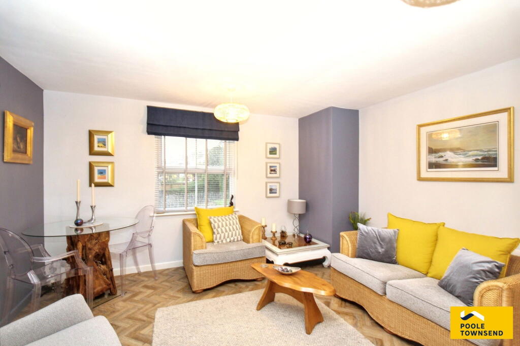 Flat 1 The Granary, Main Street, Grange over Sands photo 4