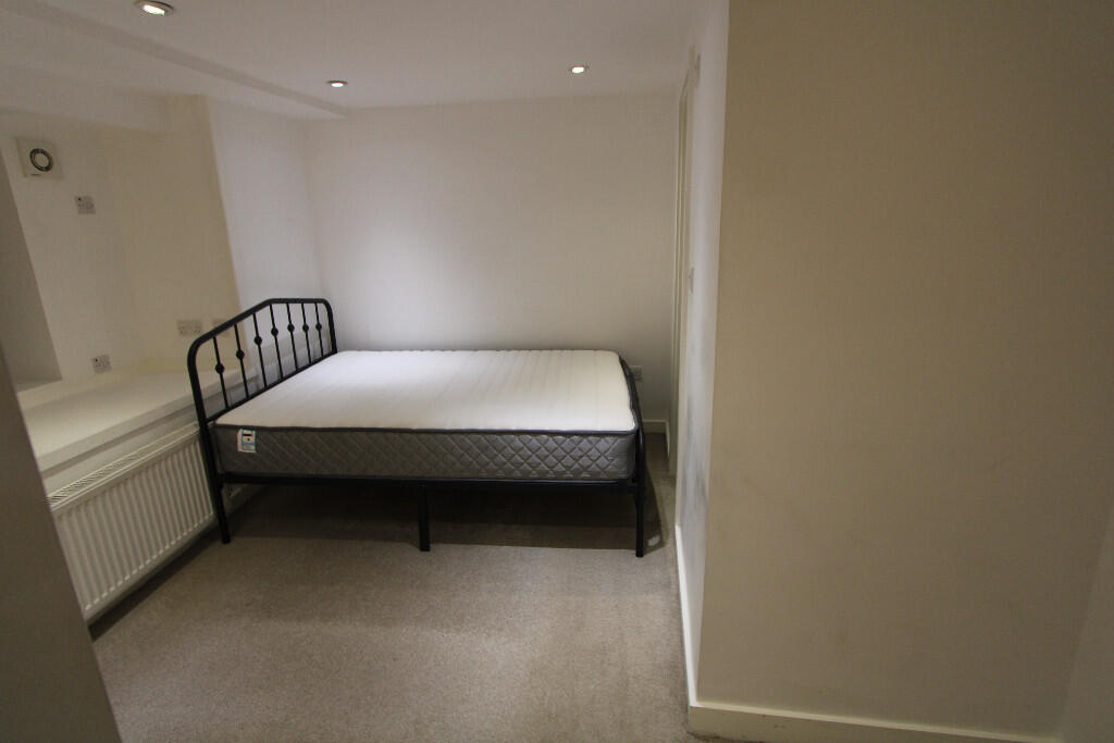 Main image of property: Broxholm Road, London, SE27