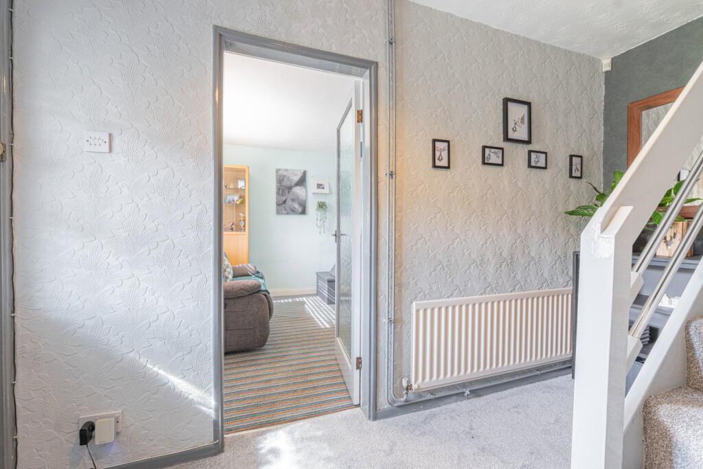 House in Birmingham, West Midlands - More