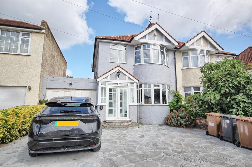 Main image of property: FANSHAWE CRESCENT - WARE - CHAIN FREE