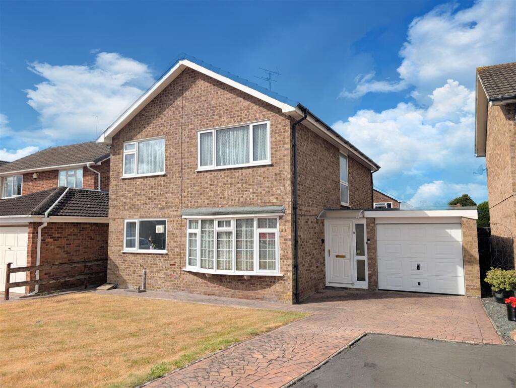Main image of property: 9 Beech Close, Hanwood, Shrewsbury, SY5 8RA