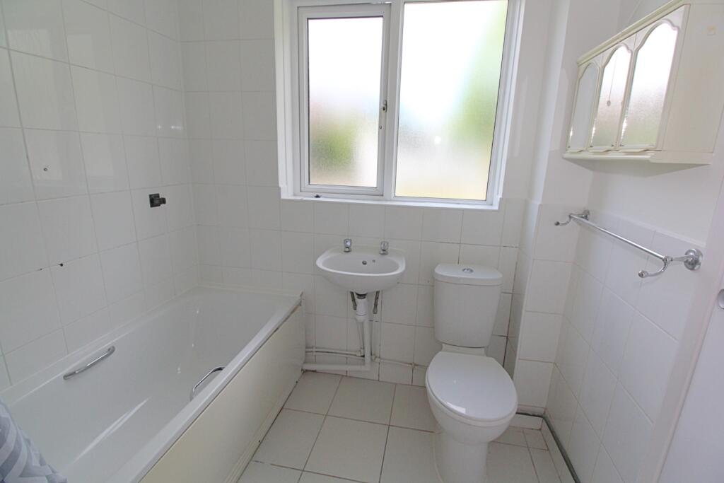 Steepdene, Lower Parkstone, Poole photo 5
