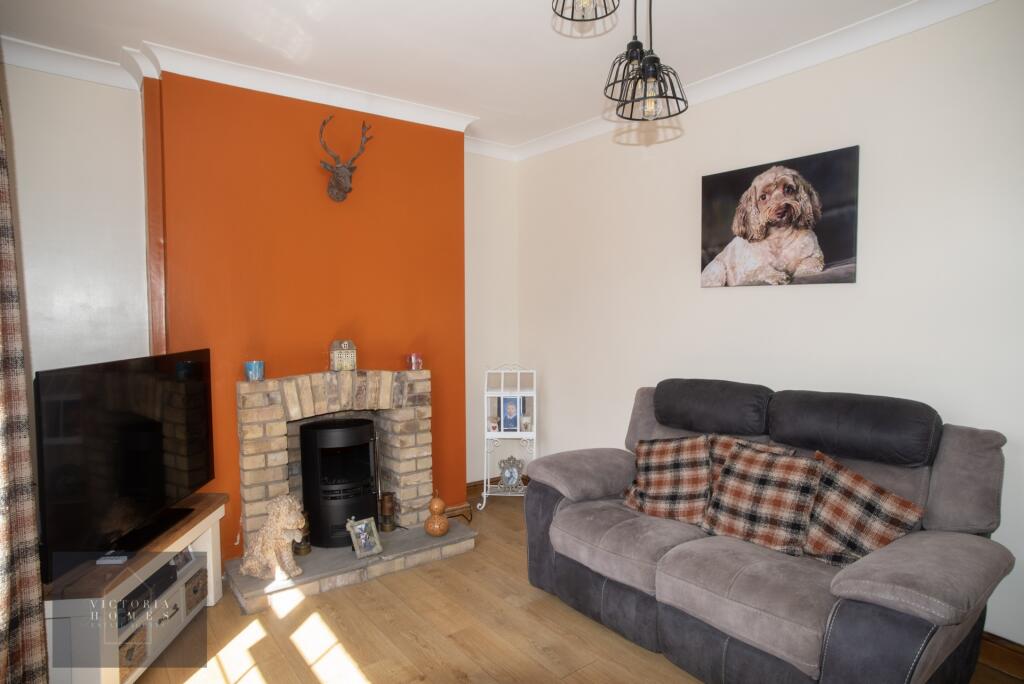 House in Newport - View 5