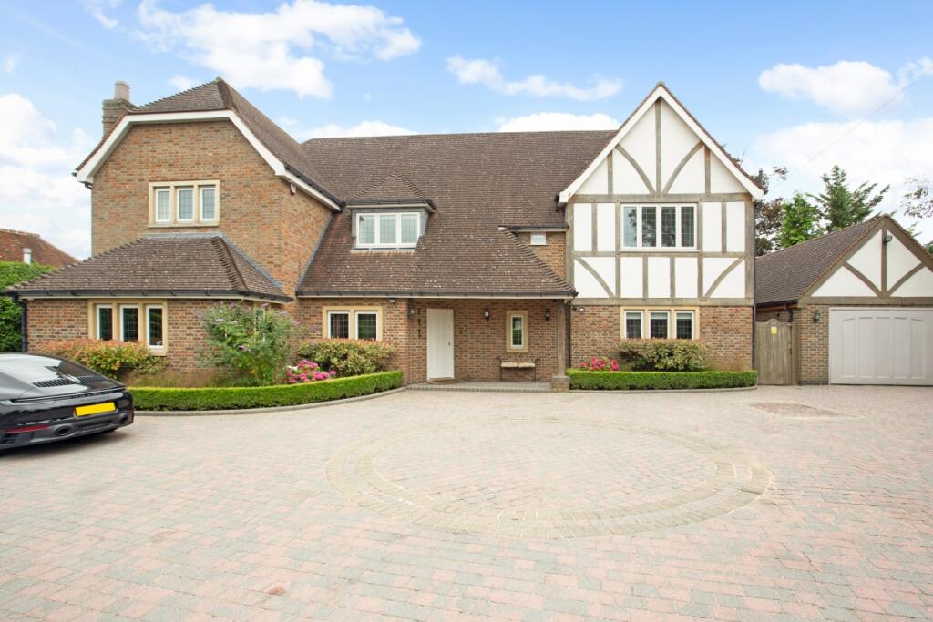 Main image of property: Hanyards Lane Cuffley EN6