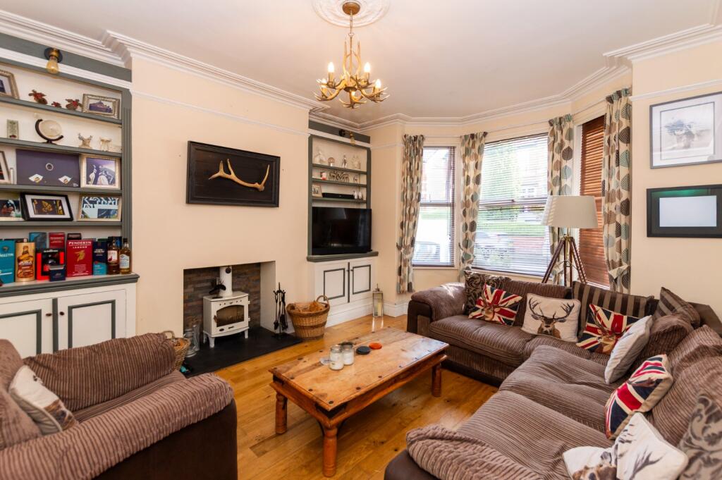 Woodhill Road, Colwyn Bay, Conwy, LL29 photo 2