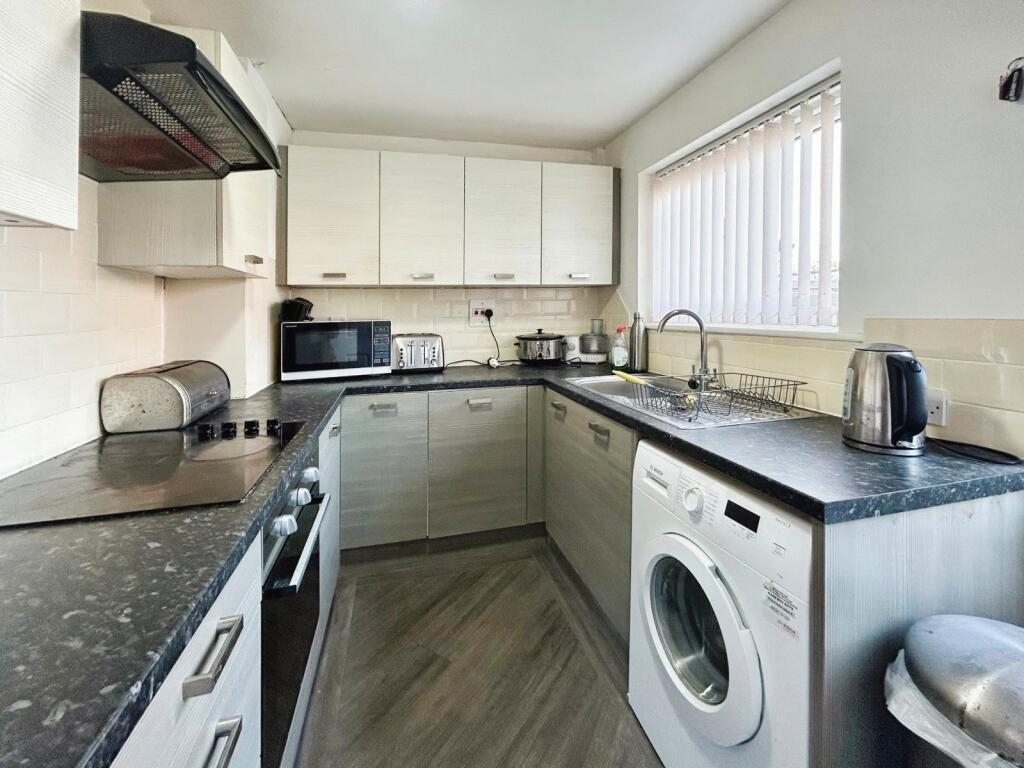House in Preston - View 4