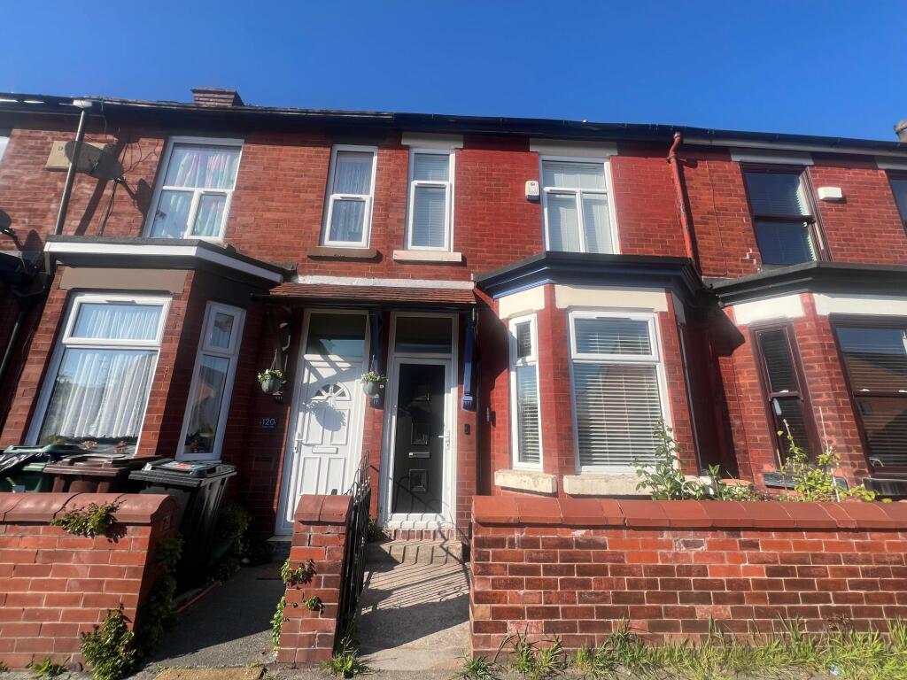 Main image of property: Edge Lane, Droylsden, M43