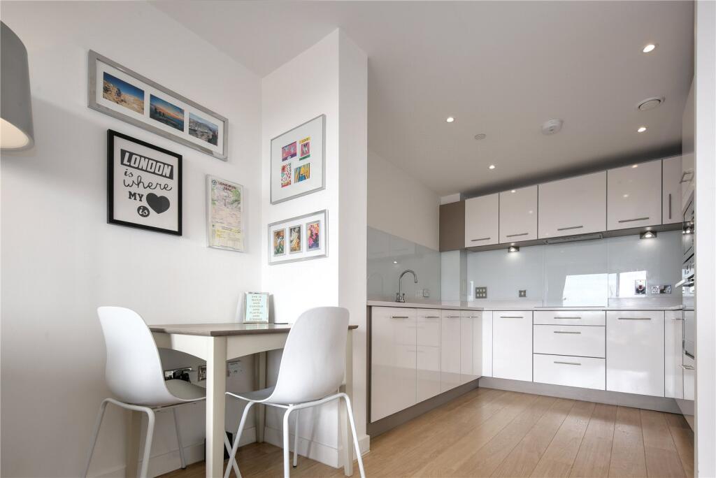 Apartment in London - View 4