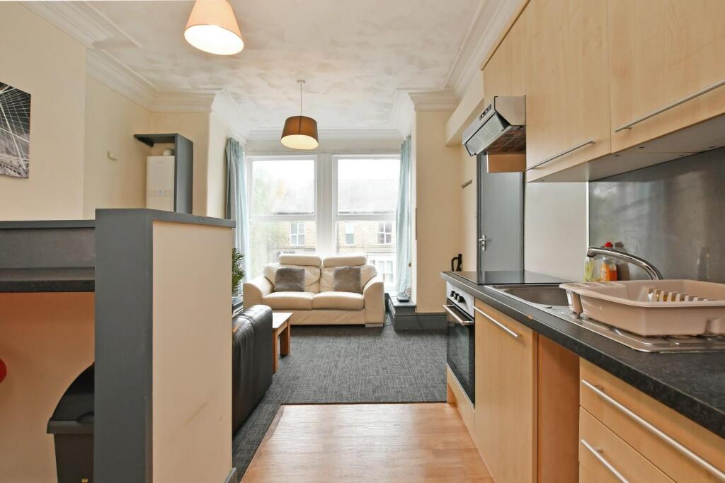 Apartment in Sheffield - View 4