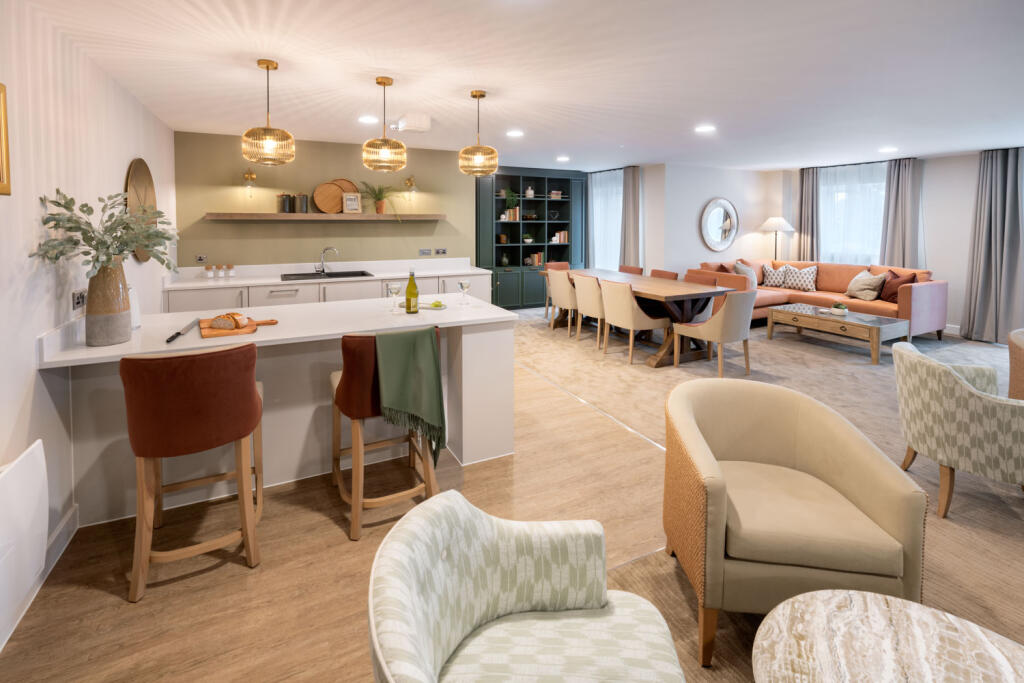 Apartment in Exeter - More
