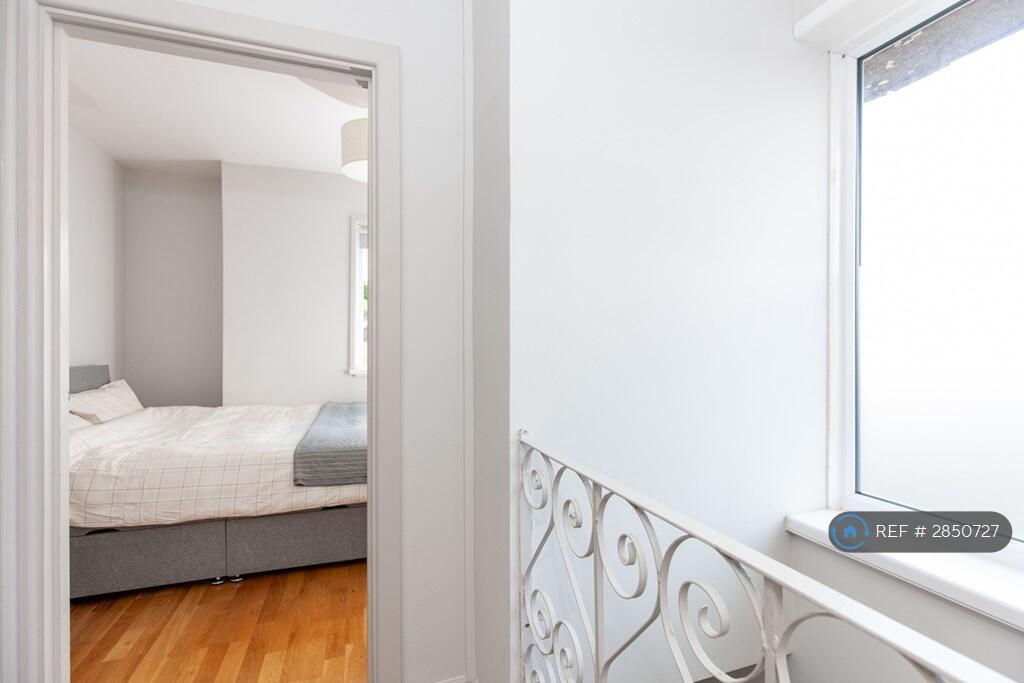 Additional image 17 of Innox Road, Bath, BA2