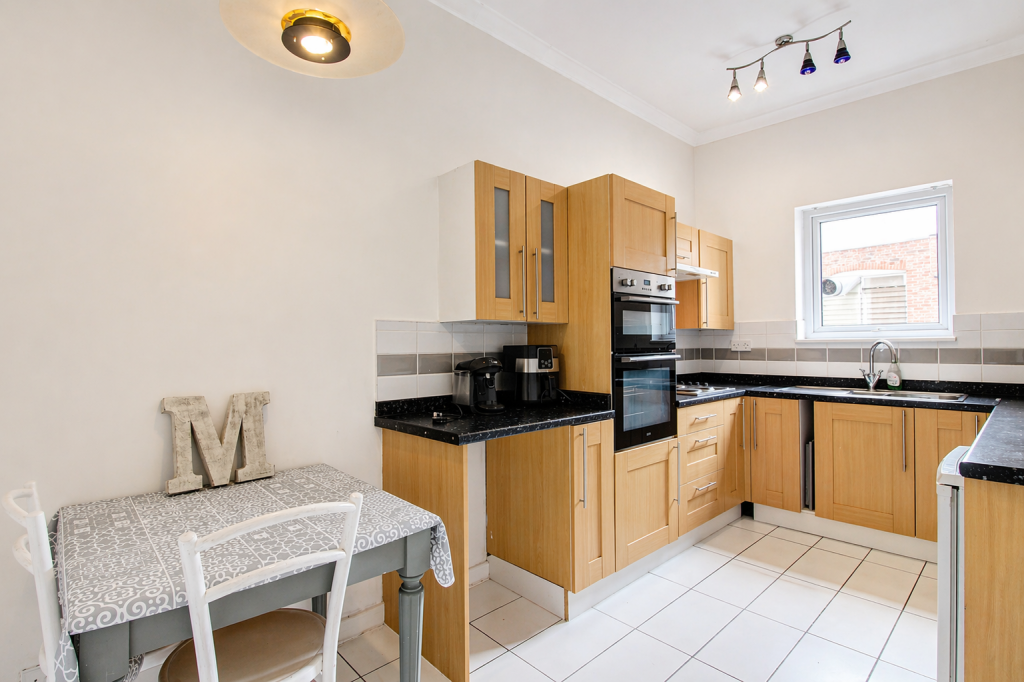 Apartment in Chester, Newtown, City of Chester - View 4