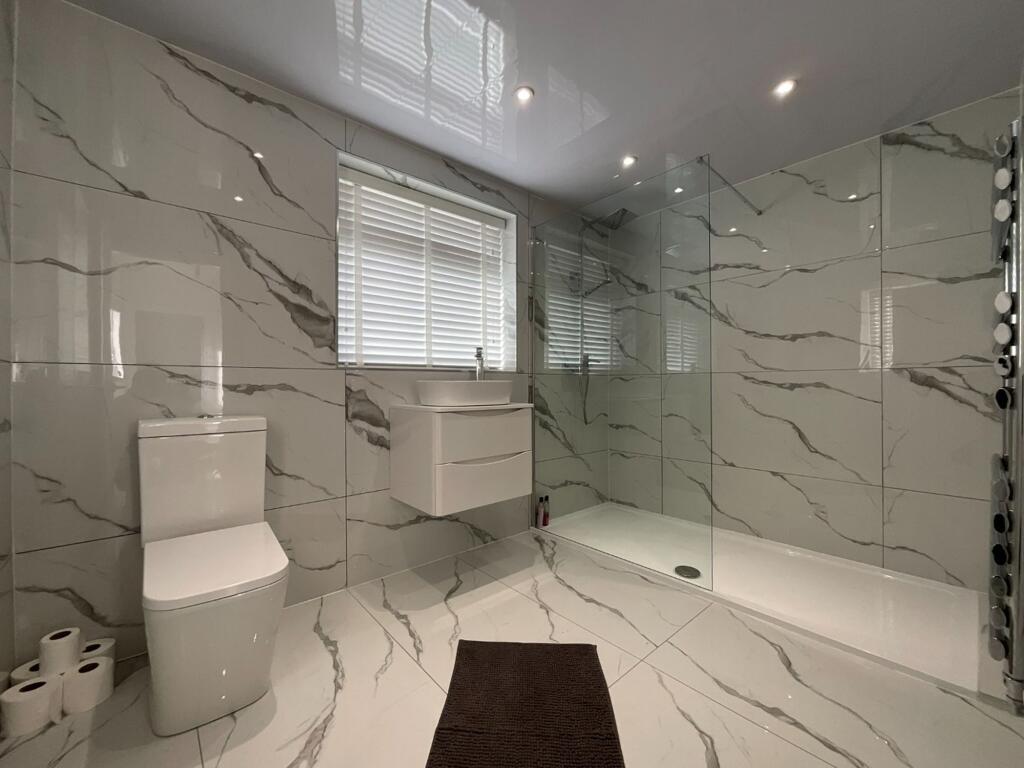 House in Newcastle upon Tyne - View 4