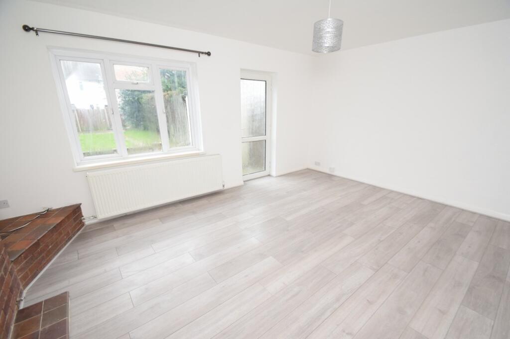 House in Southampton - More