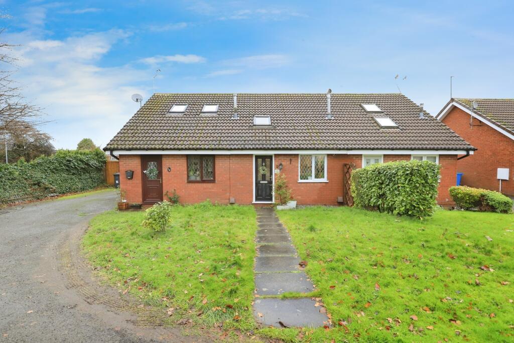 Main image of property: Grasmere Avenue, Perton, Wolverhampton, Staffordshire, WV6