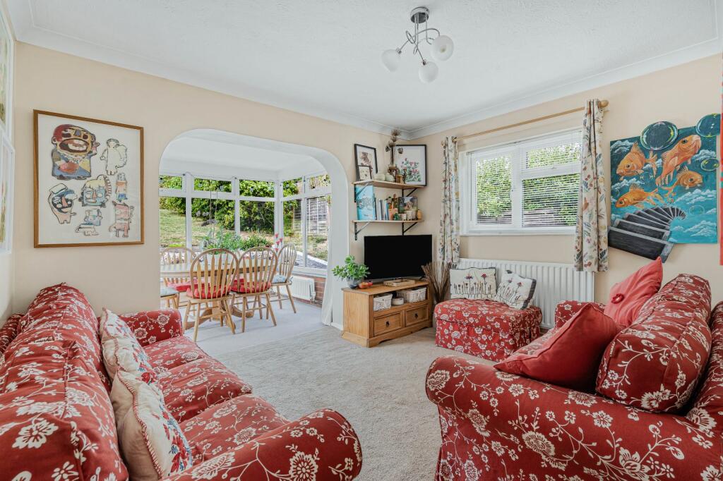House in Guildford - View 2