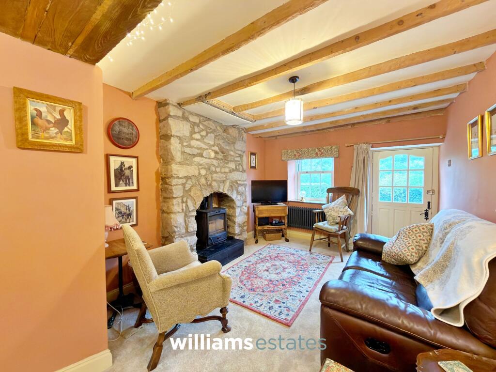House in Cefn Berain, Llannefydd - More