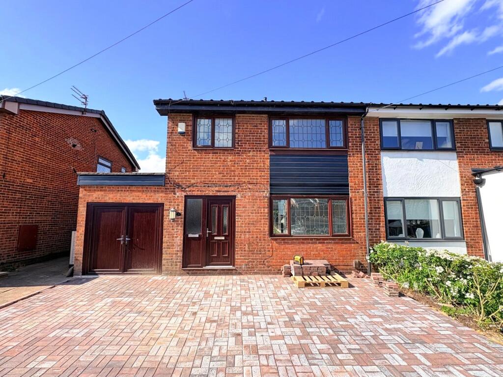 Main image of property: Barnhurst Close, Childwall, Liverpool, Merseyside, L16