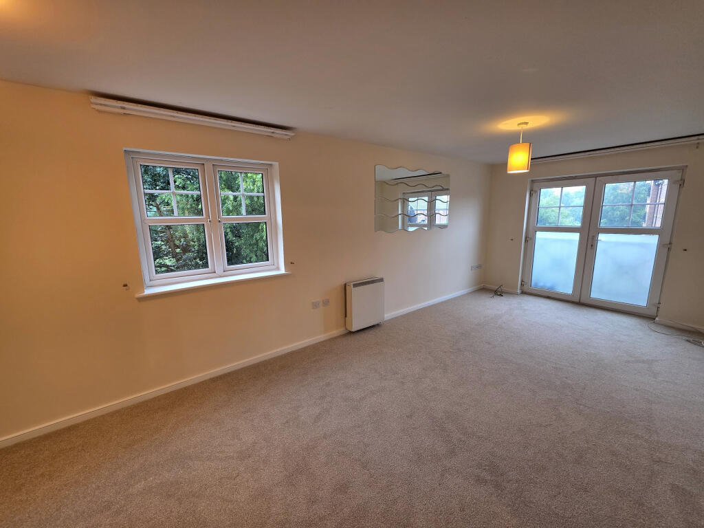 Apartment in Crewe - View 4