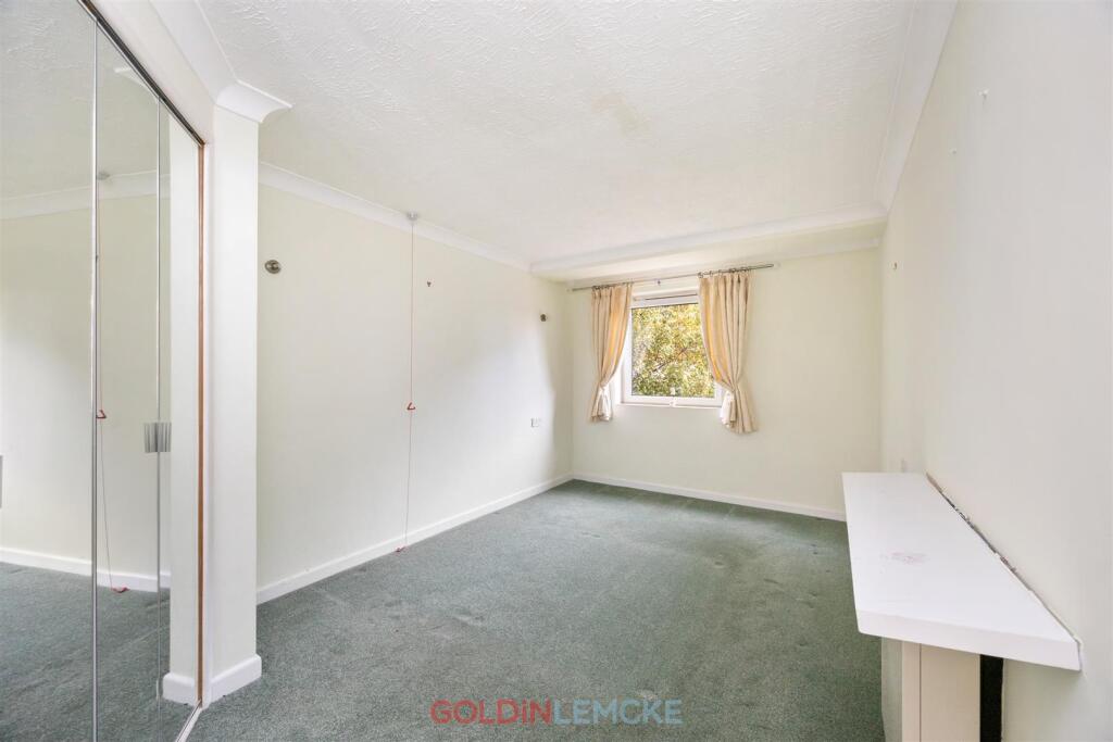 Amber Court, Holland Road, Hove photo 4