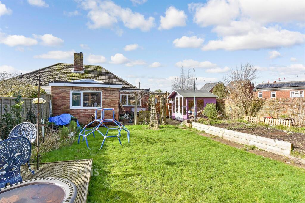 3-bed semi-detached on Staplers Road, Newport, Isle of Wight, £325,000