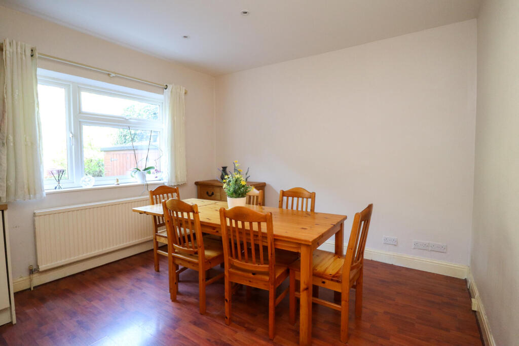 St. Andrews Road, Coulsdon photo 4