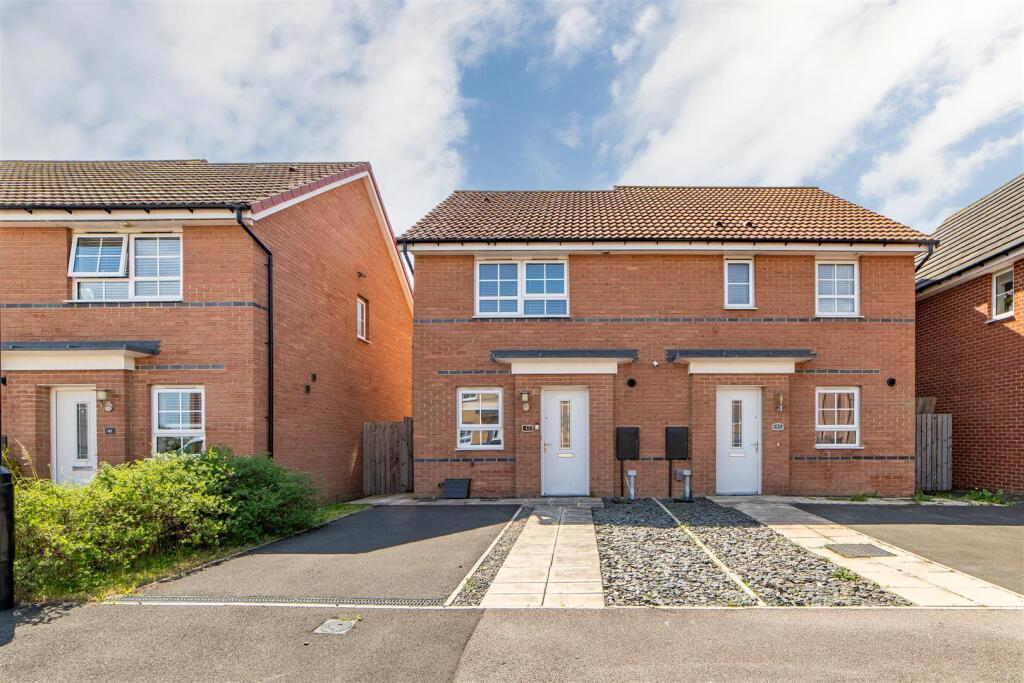 2-bed semi-detached on Cheltenham Close, North Gosforth, NE13, £189,950