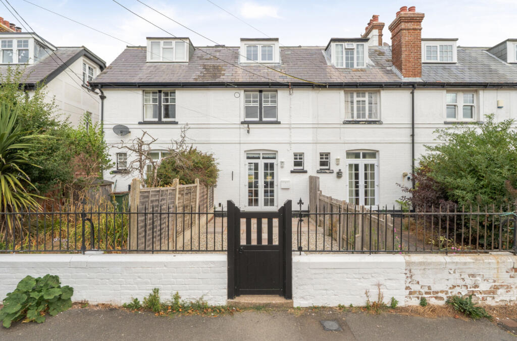 Main image of property: St. Andrews Road, Littlestone, New Romney, Kent, TN28
