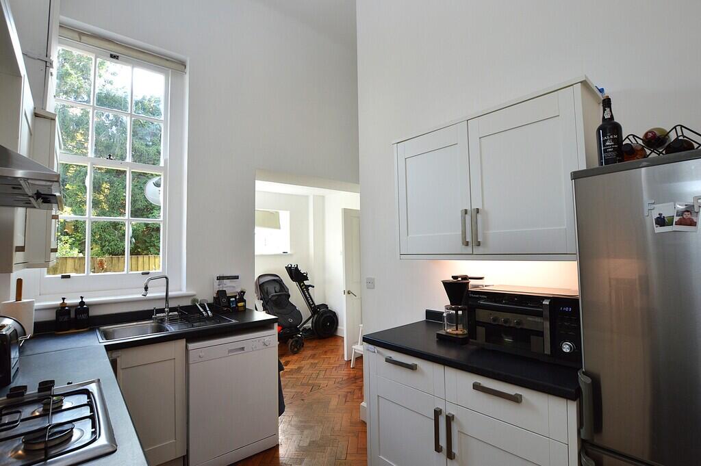 House in Redhill - View 5