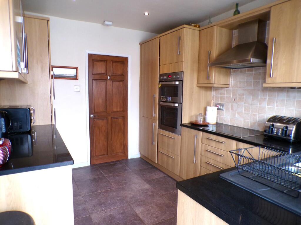 Knowl Street, Hollinwood, Oldham photo 5
